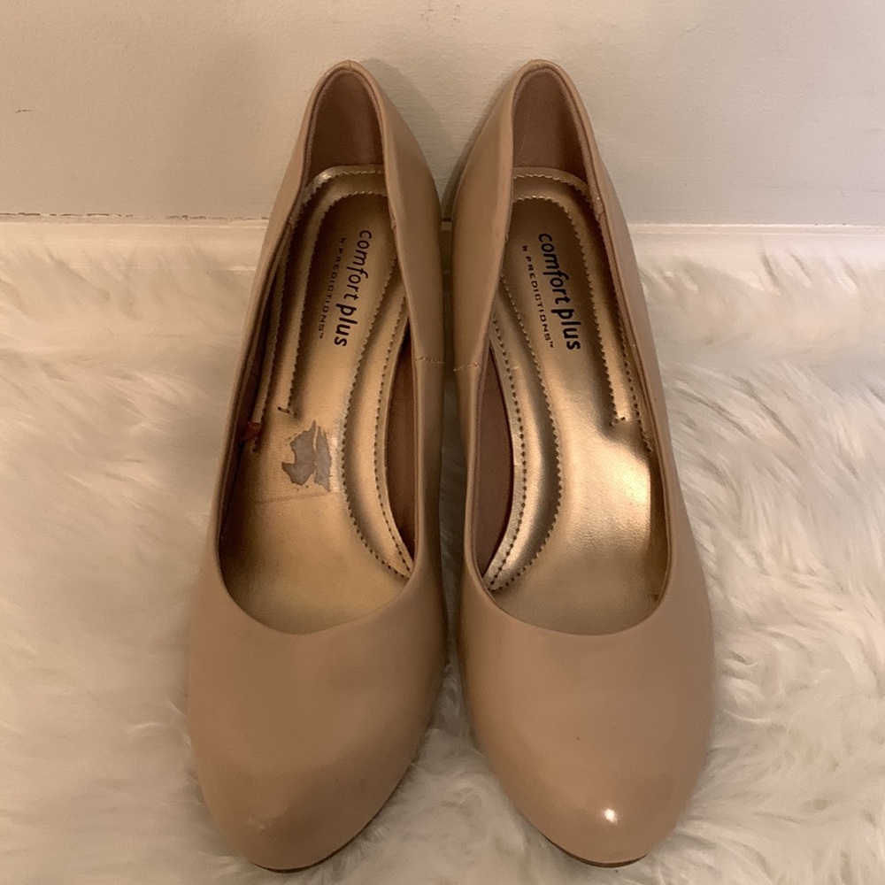 “Let’s Pump You Up” high heel shoes - Picture 2 of 9